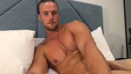 courtney981  07-04-2022